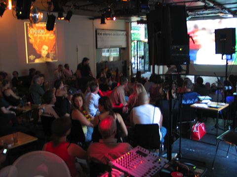 stereo_action_club_0_2491e5.jpg